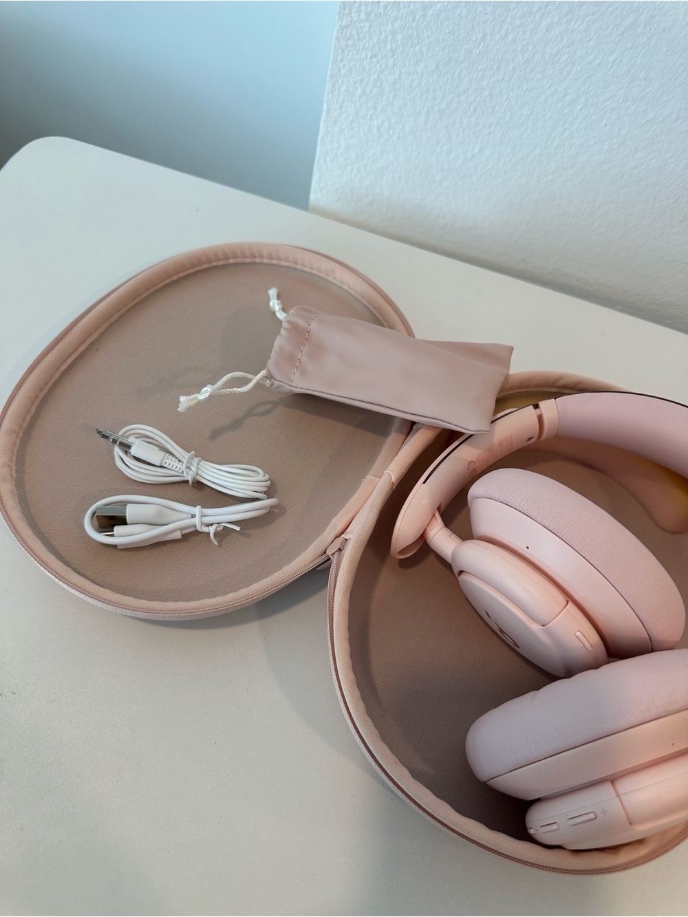 soundcore Life Q30 by Anker, Hybrid Active Noise Cancelling Headphones PINK - Picture 4 of 8